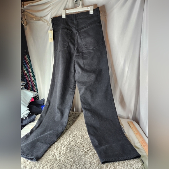 Women's Highest Rise Straight Ankle Black Jeans - Universal Thread - Size 8 - Picture 3 of 12